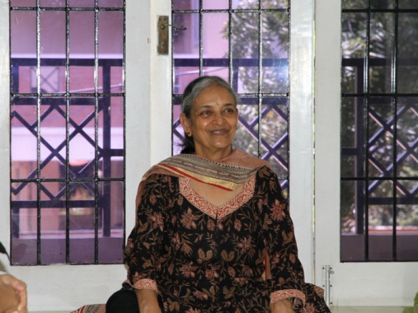 Viji Vasu giving Bhagadvat Gita lecture at Yoga Raksanam in Chennai, India