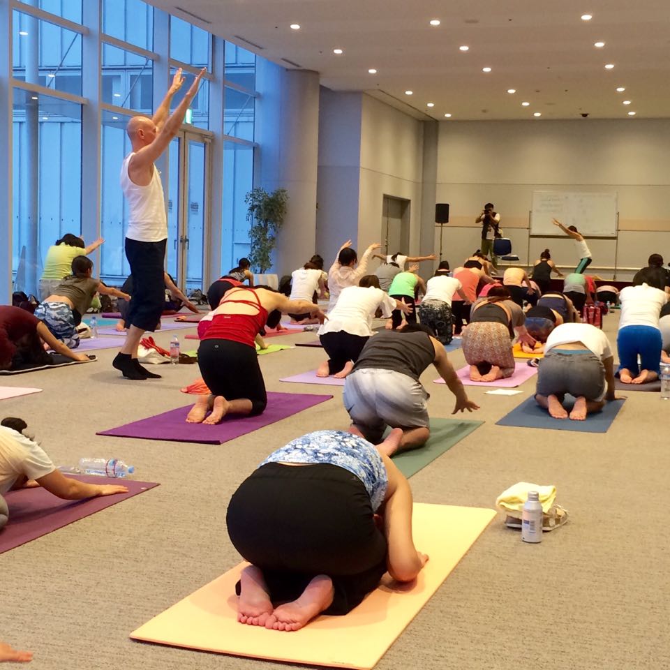 160918-yoga-fest-class-01